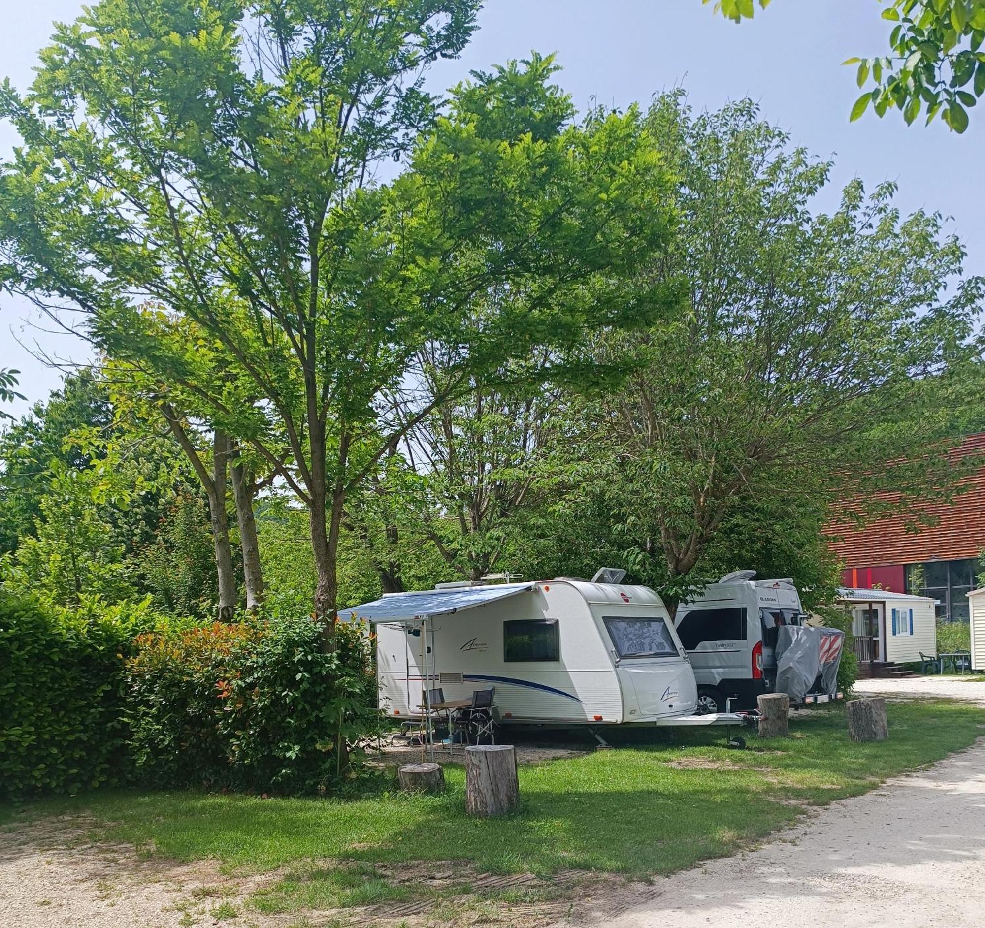 Camping Les Lavandes, קסטלאנטה מראה חיצוני תמונה